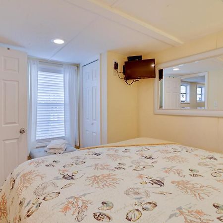 Surfside Beach Home With Pool Access Walk To Beach! เมอร์เทิลบีช ภายนอก รูปภาพ