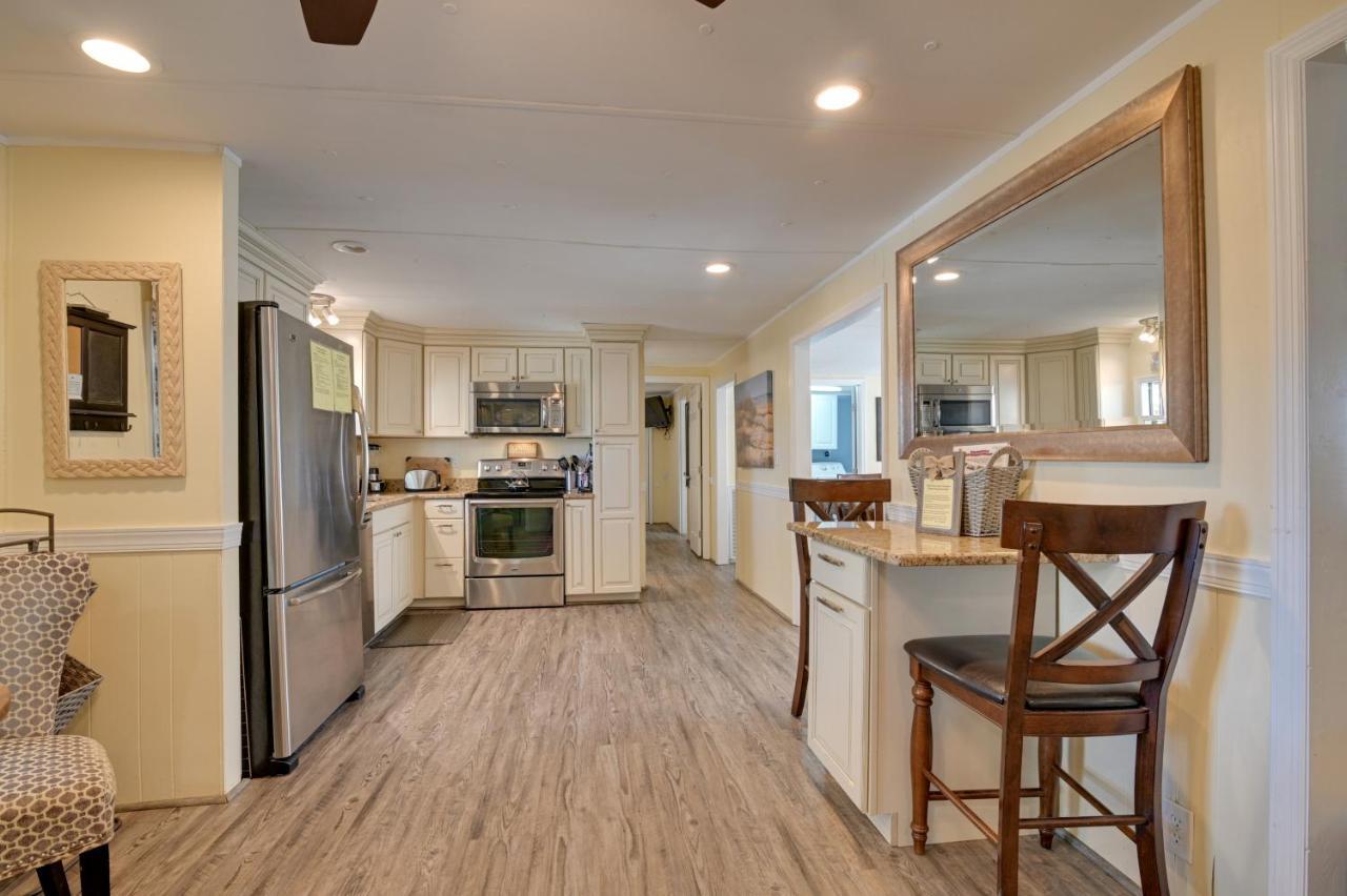 Surfside Beach Home With Pool Access Walk To Beach! เมอร์เทิลบีช ภายนอก รูปภาพ