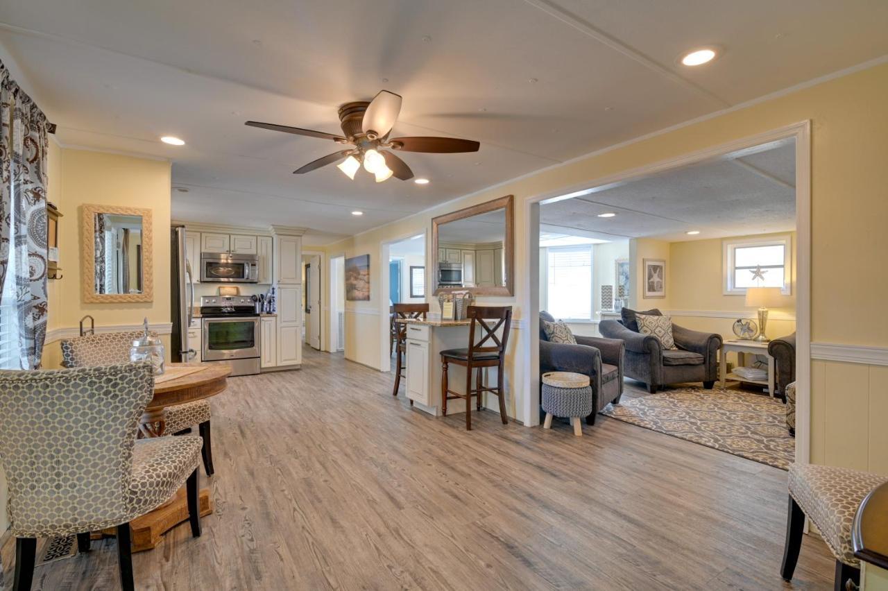 Surfside Beach Home With Pool Access Walk To Beach! เมอร์เทิลบีช ภายนอก รูปภาพ